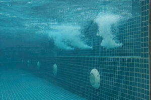 Bậc sục jacuzzi bể bơi